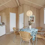 2 Bedroom Lovely In Ferienhaus