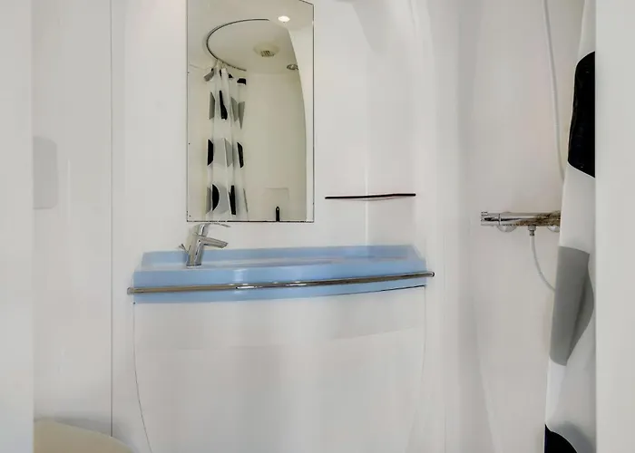 別荘 2 Bedroom Lovely In *