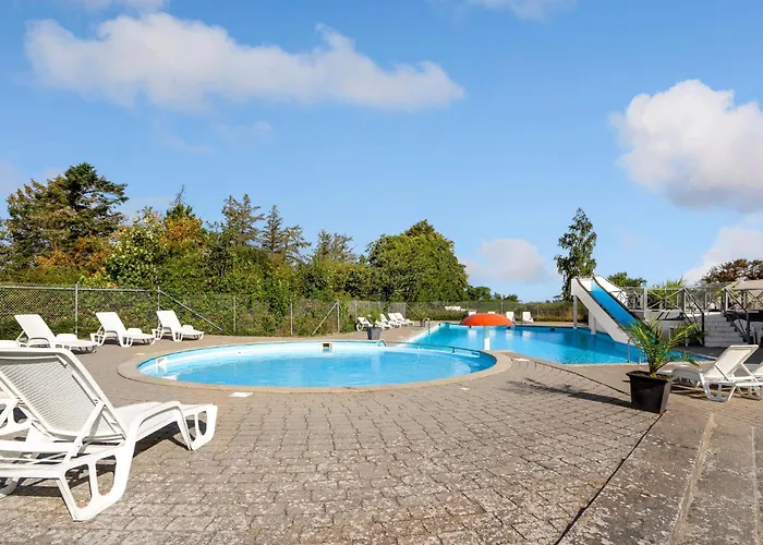 別荘 2 Bedroom Lovely In Nordenbro Vesteregn