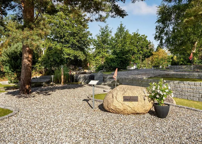 2 Bedroom Lovely In 別荘